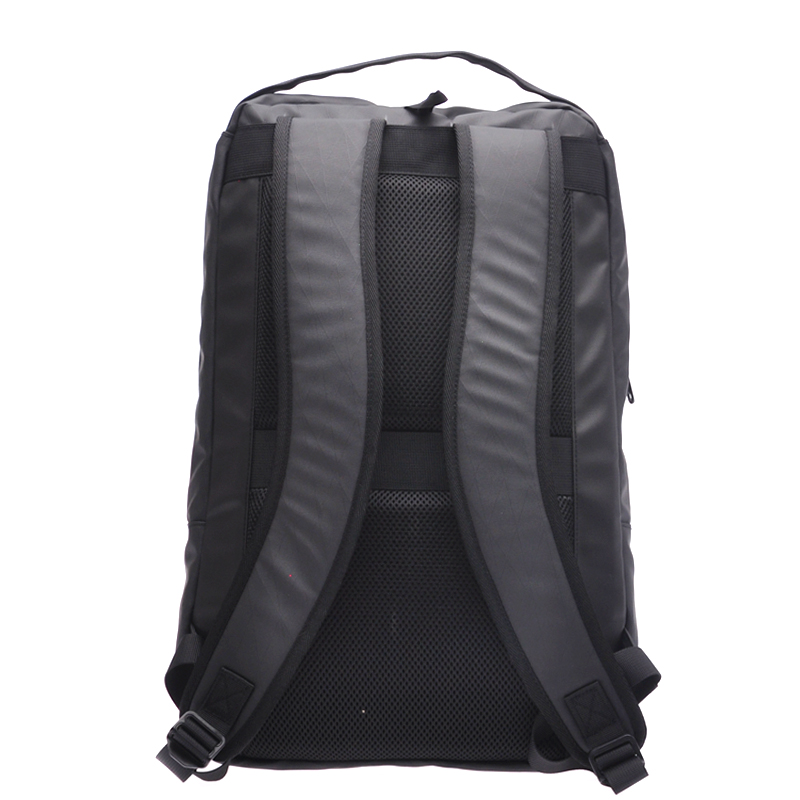 men's classic backpack