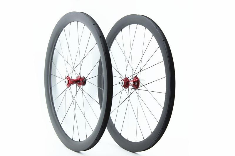 700C Carbon Fiber wheels