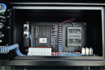 Cummins power generator controll panel